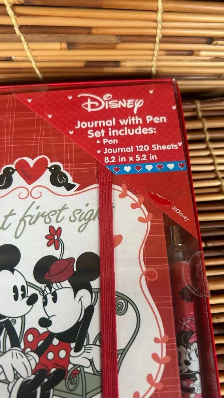 Disney Mickey and Minnie Mouse Journal and Pen Set New